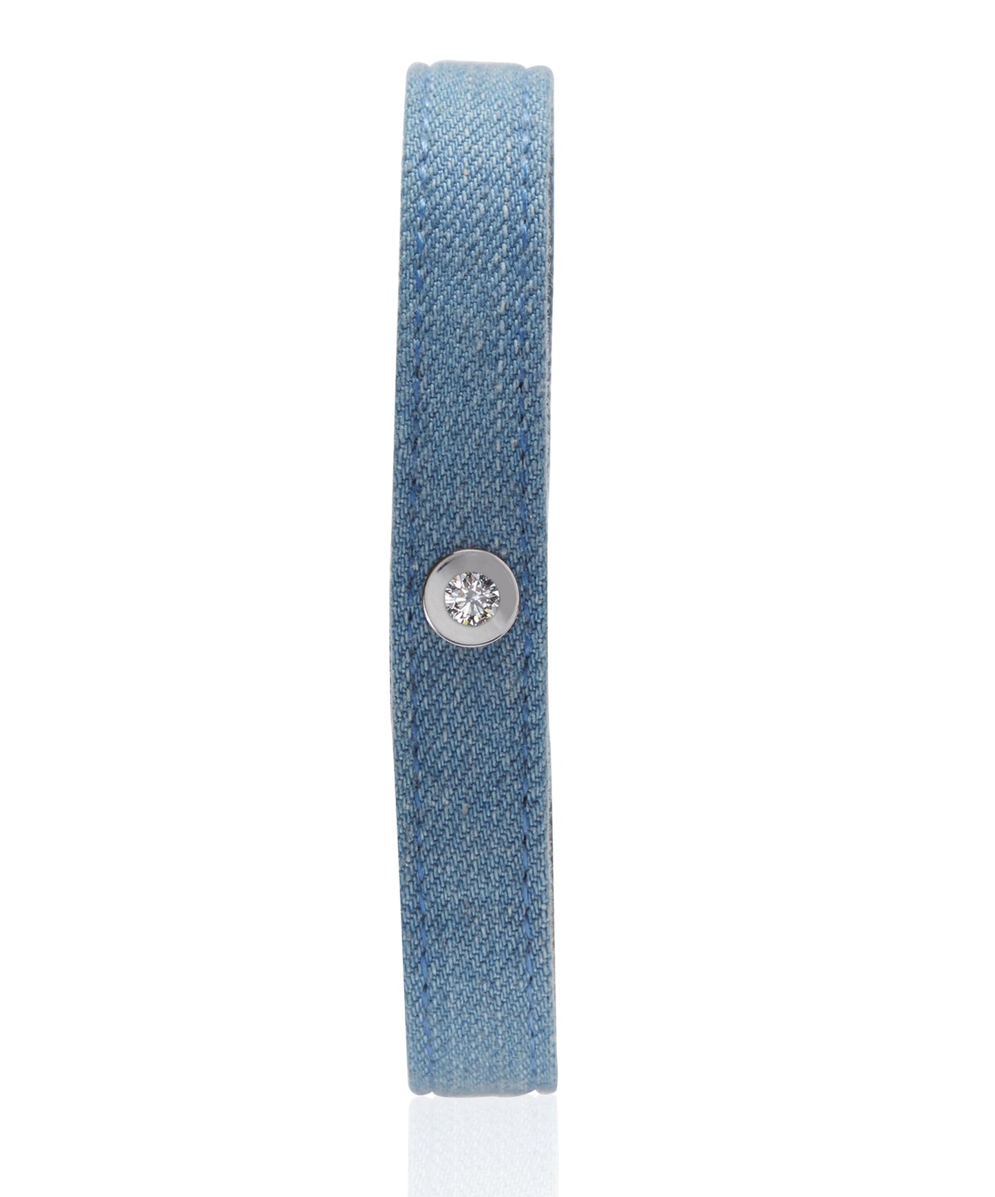 Light Jeans Masaor Diamond Bracelet 25 points